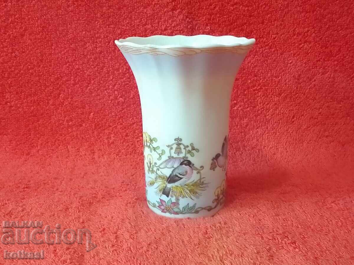 Porcelain vase Hutschenreuther Germany author signed with price 55.50 BGN | € 28.38