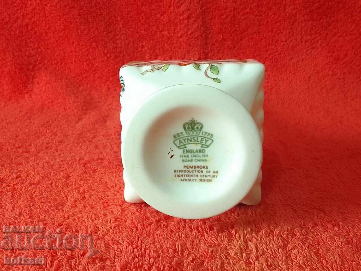 Beautiful porcelain vase ENGLAND AYNSLEY - 7 Beautiful porcelain vase ENGLAND AYNSLEY - 7