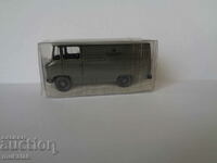 WIKING H0 1/87 MERCEDES BENZ BUS MODEL TROLLEY MICROBUS