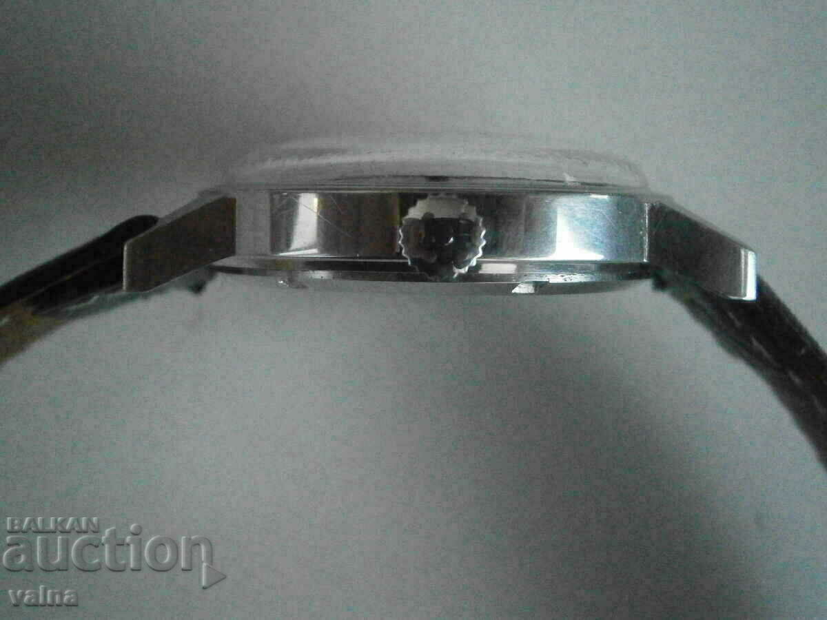 Delivery of MONVIS, 17 rubies, UT 6325, Wehrmachtswerk! TOP! Delivery of MONVIS, 17 rubies, UT 6325, Wehrmachtswerk! TOP!