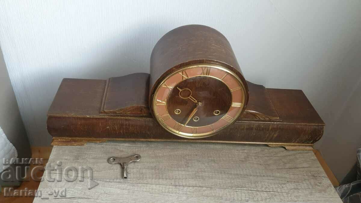 Suevia Sindelfingen mechanical mantel clock