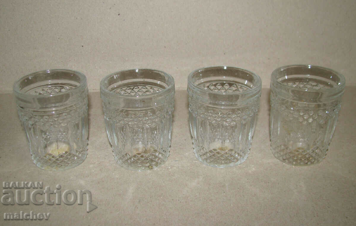 Лот 4 бр. стари чаши чашки стъклени 7/6 см за ракия, нови