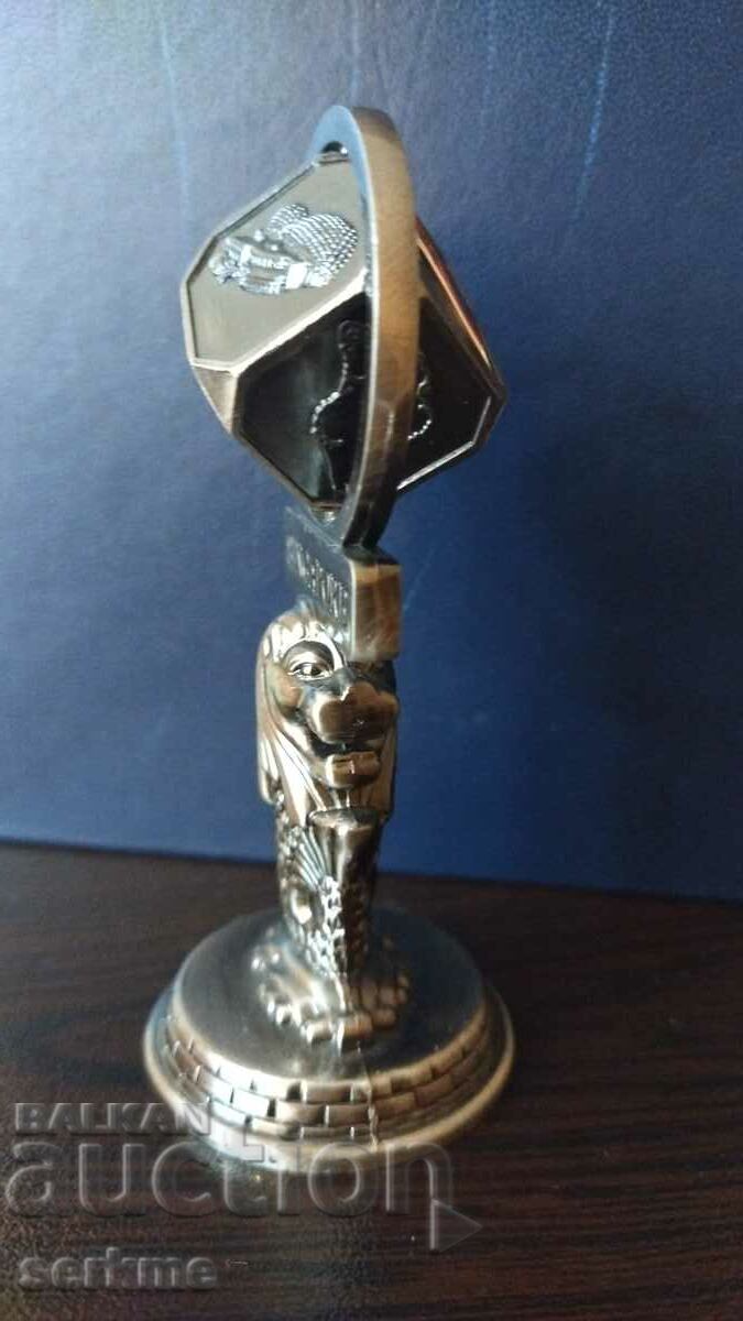 Metal figure with price 10.00 BGN | € 5.11 Metal figure with price 10.00 BGN | € 5.11