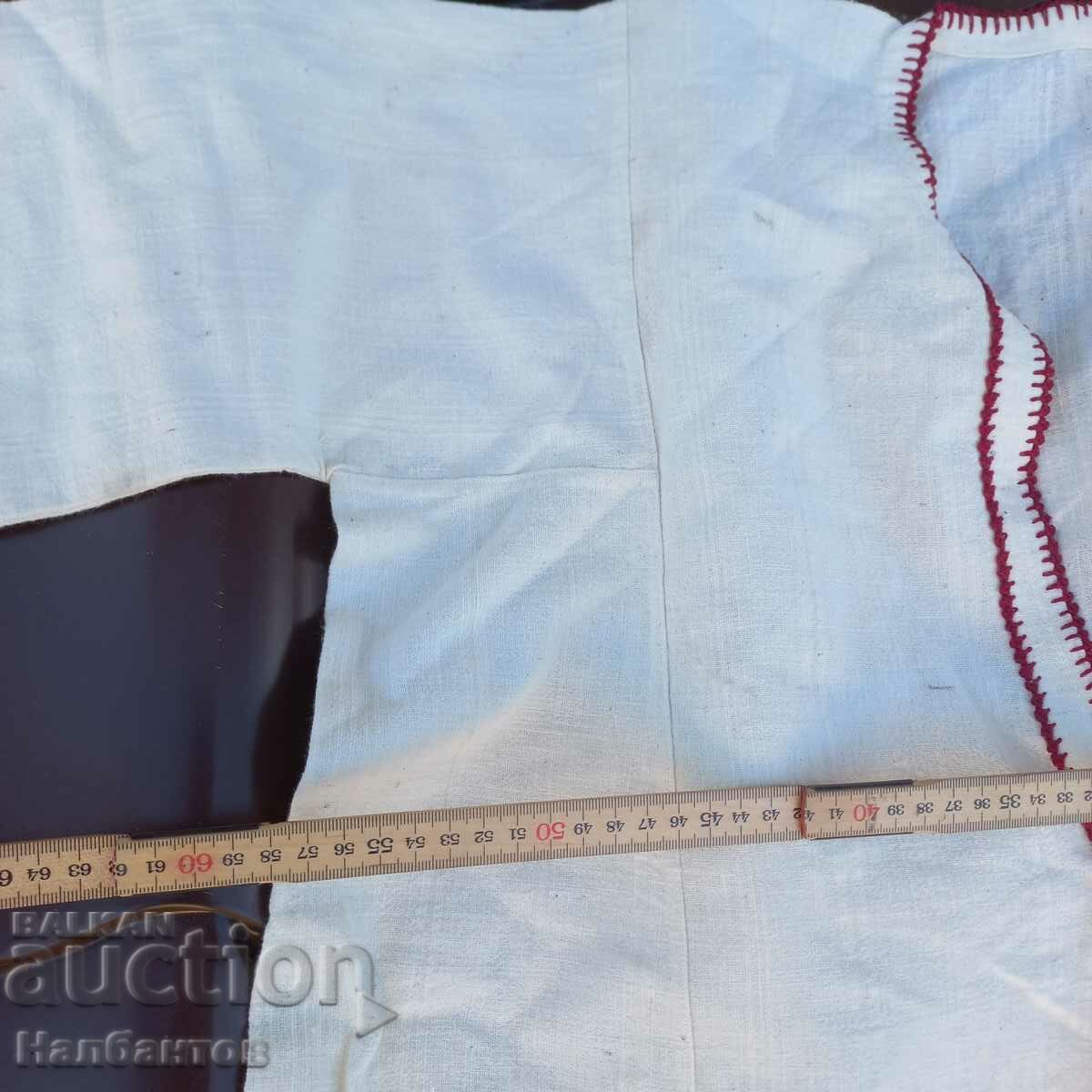 Auction OLD WOMAN'S SHIRT WEAR Auction OLD WOMAN'S SHIRT WEAR