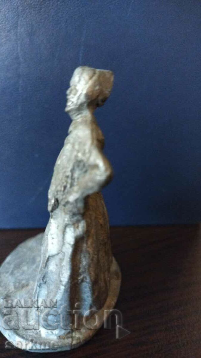 Lead. figure with price 5.00 BGN | € 2.56
