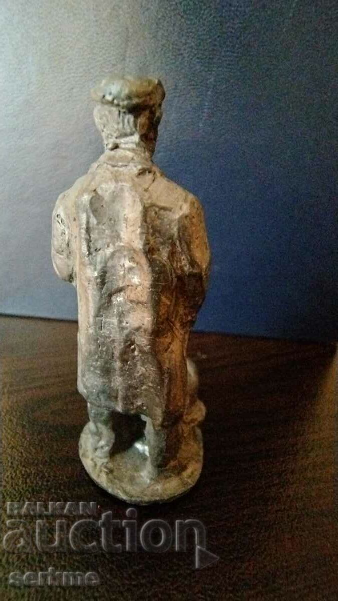 Auction Lead. figure Auction Lead. figure