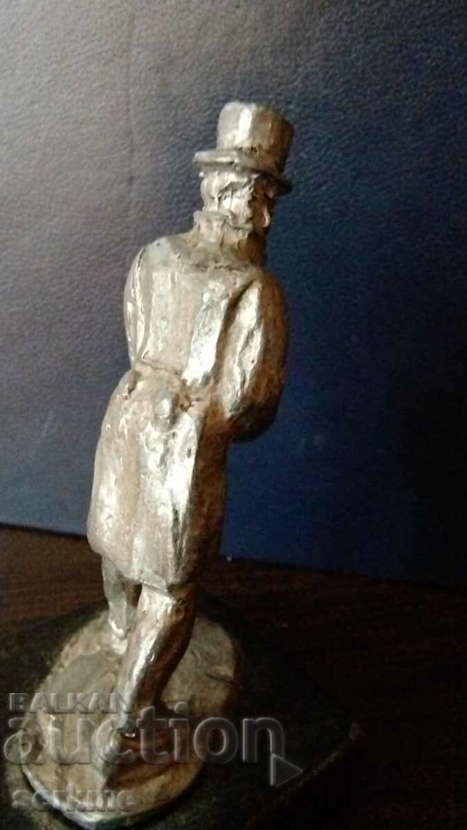 Lead. figure with price 5.00 BGN | € 2.56