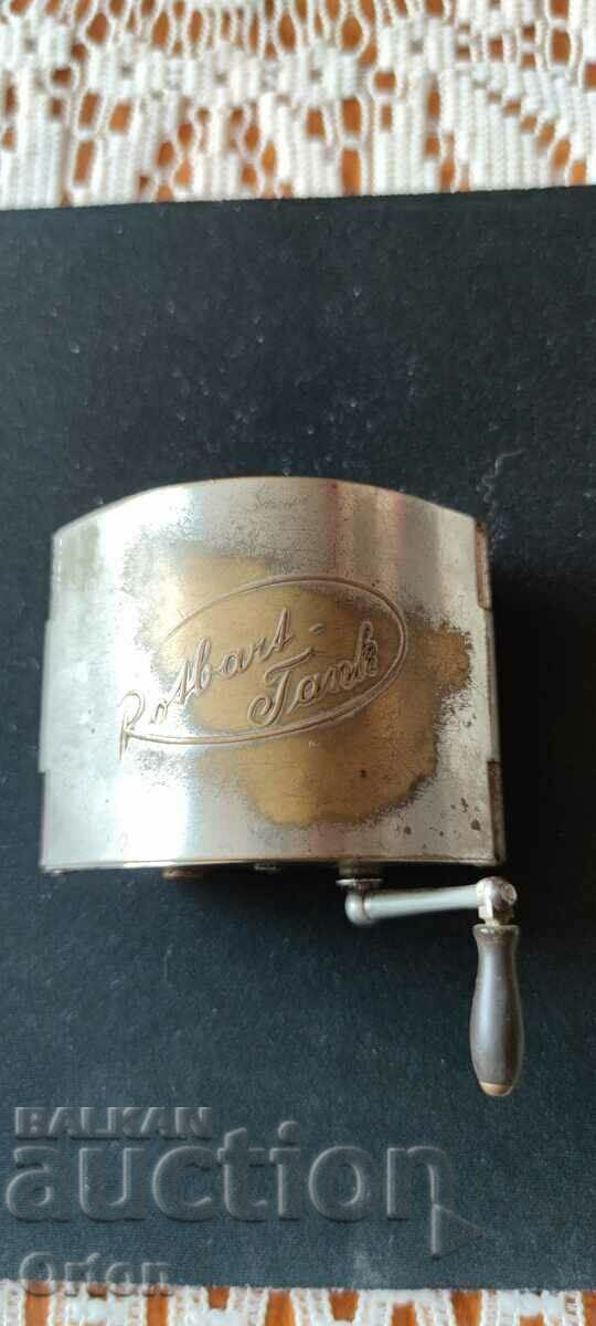 OLD RAZOR GRINDER - D.R.G.M with price 250.00 BGN | € 127.82 OLD RAZOR GRINDER - D.R.G.M with price 250.00 BGN | € 127.82