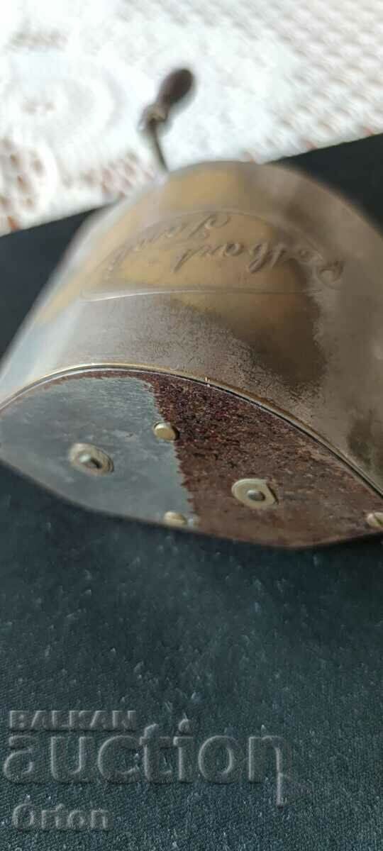 OLD RAZOR GRINDER - D.R.G.M - 5 OLD RAZOR GRINDER - D.R.G.M - 5