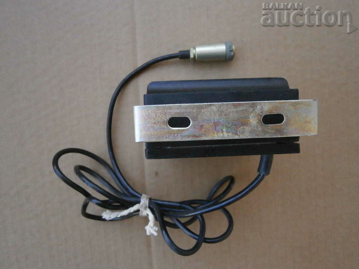 ounce column for a 70s radio station - 5