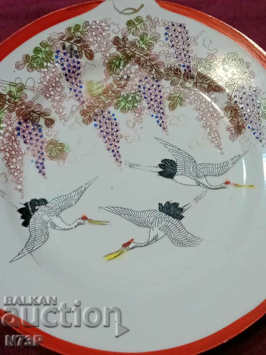 Delivery of PORCELAIN PLATE. MADE IN JAPAN. Delivery of PORCELAIN PLATE. MADE IN JAPAN.