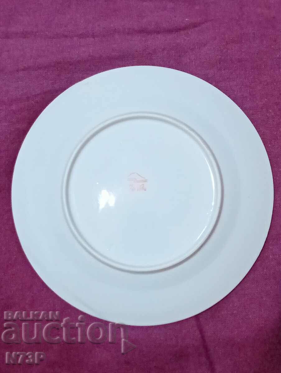 PORCELAIN PLATE. MADE IN JAPAN. - 6 PORCELAIN PLATE. MADE IN JAPAN. - 6