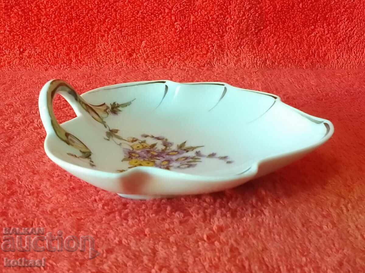 Small porcelain bowl leaf Hutschenreuther author with price 35.50 BGN | € 18.15