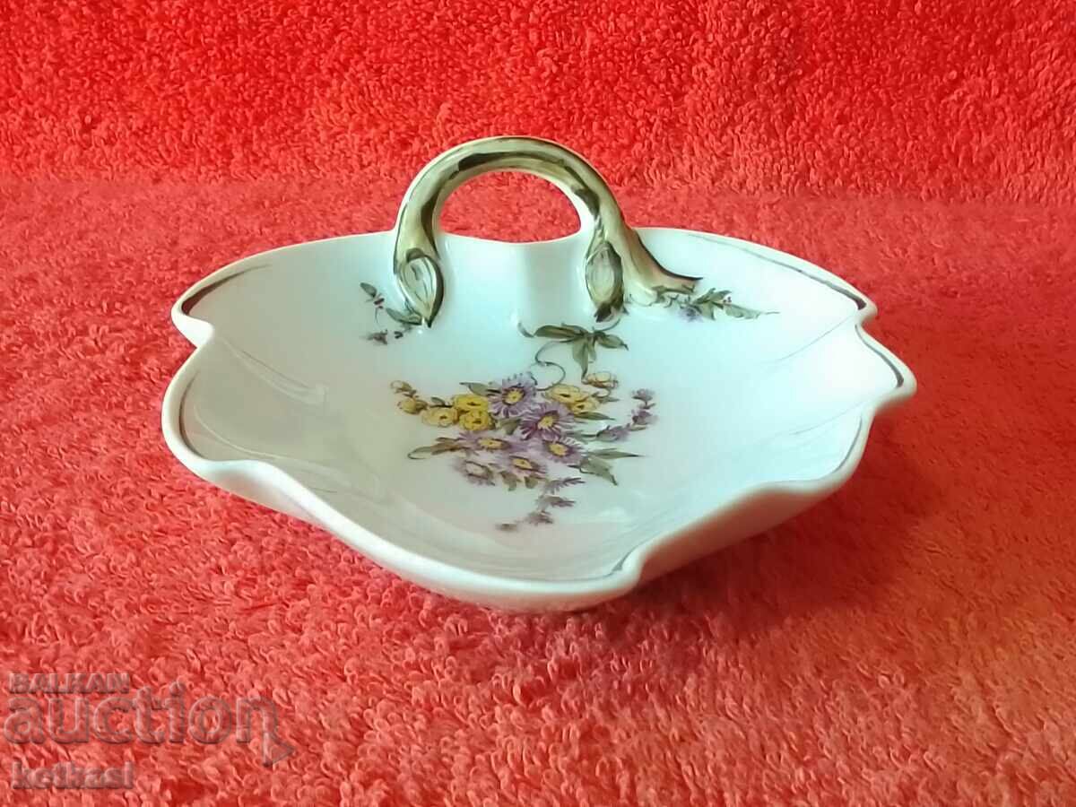Auction  Small porcelain bowl leaf Hutschenreuther author