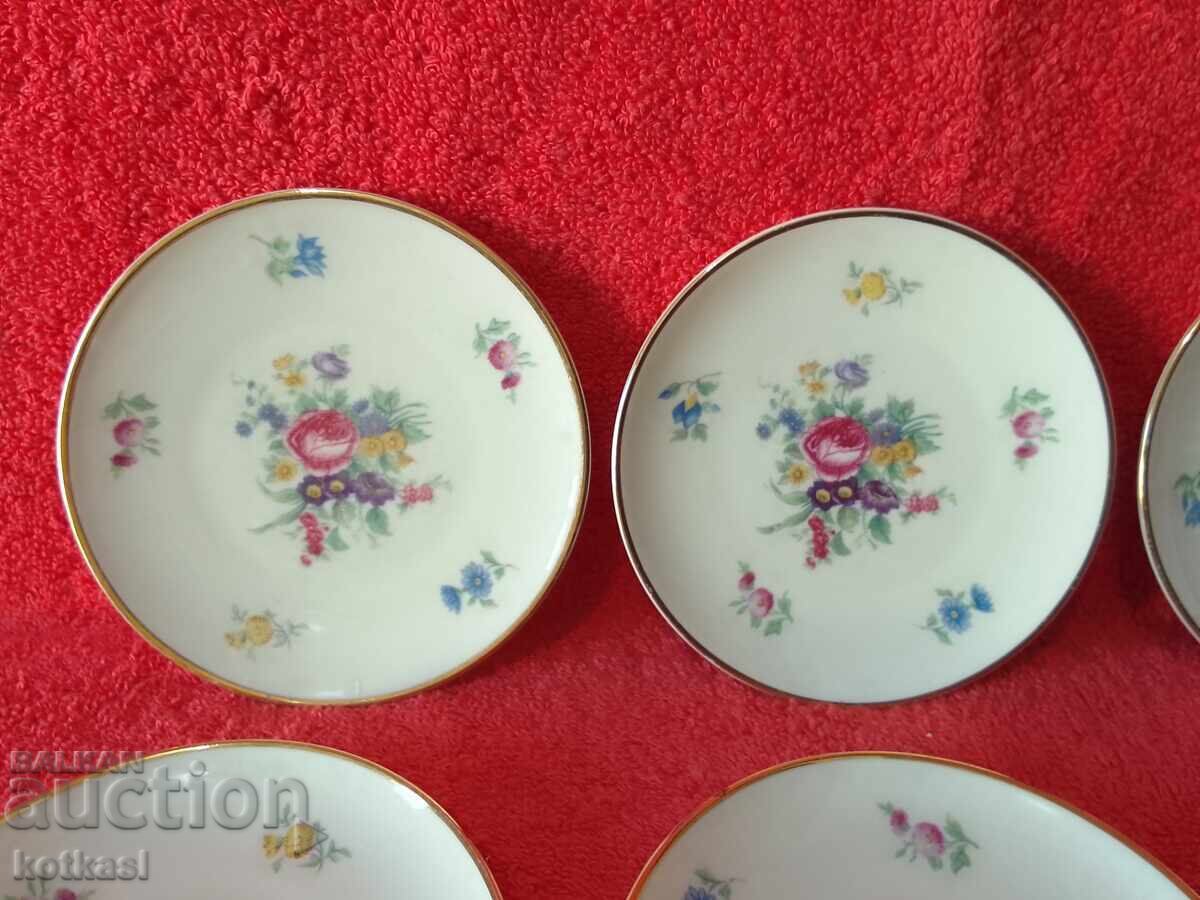 Lot of 6 small Hutschenreuther porcelain plates with price 25.50 BGN | € 13.04 Lot of 6 small Hutschenreuther porcelain plates with price 25.50 BGN | € 13.04