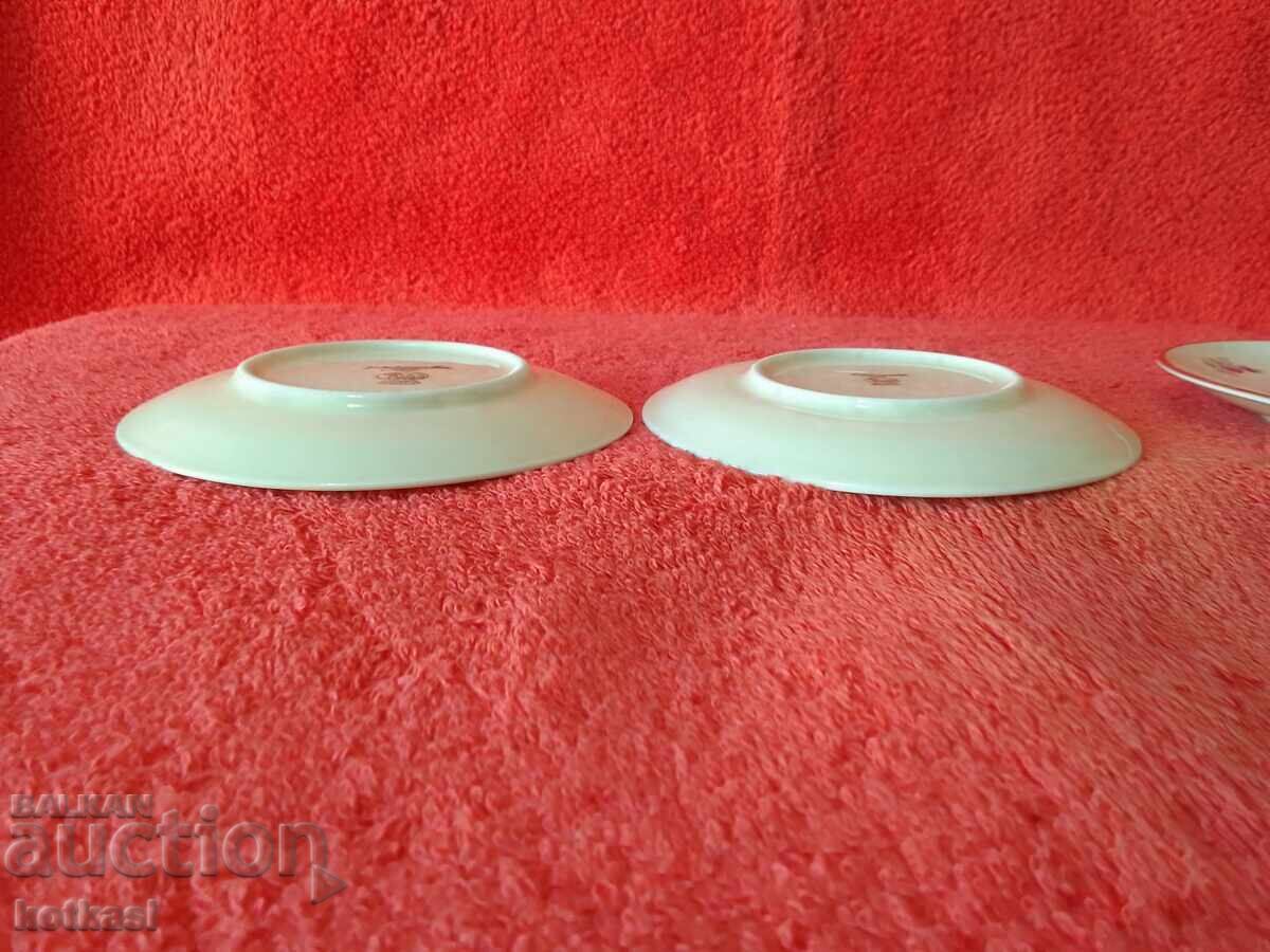 Lot of 6 small Hutschenreuther porcelain plates - 7 Lot of 6 small Hutschenreuther porcelain plates - 7