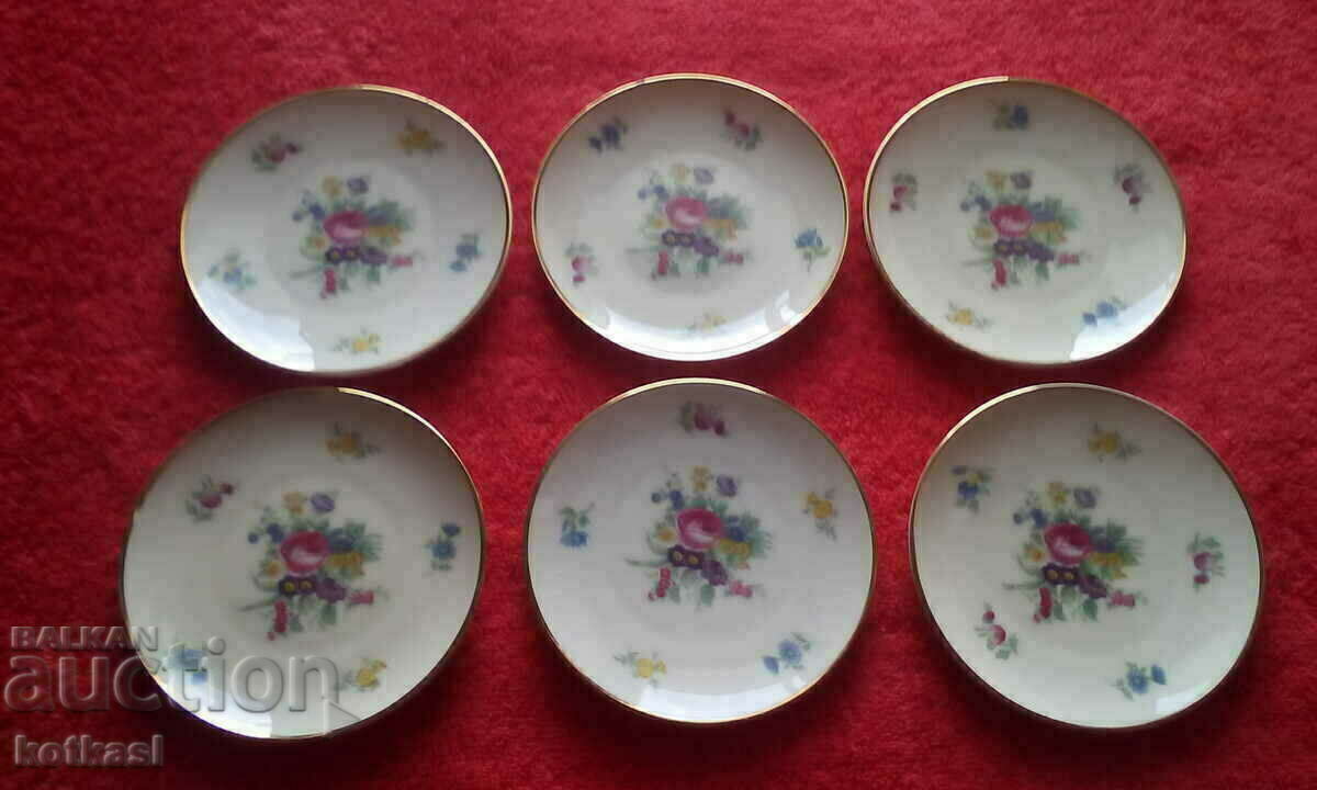 Lot of 6 small Hutschenreuther porcelain plates