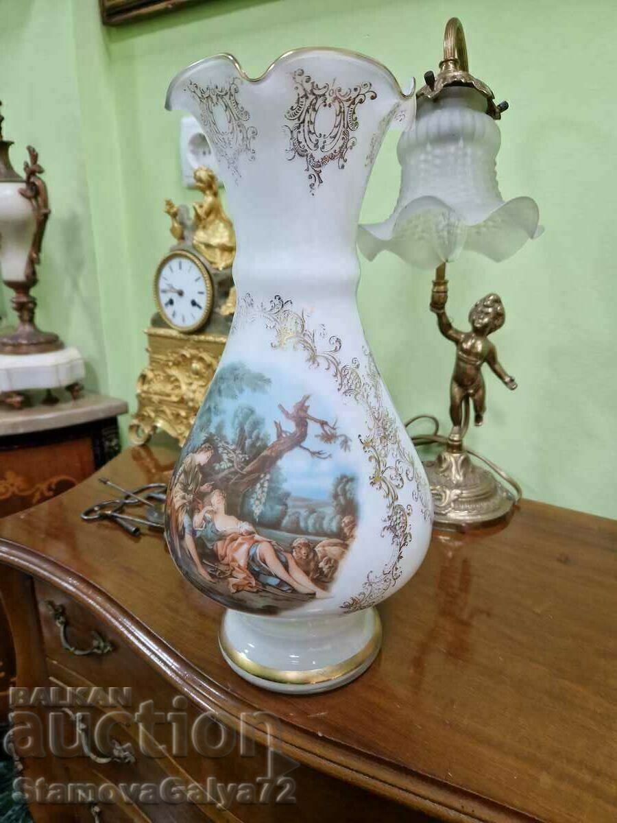 Παράδοση Ένα υπέροχο γαλλικό γυάλινο βάζο αντίκα Opaline Παράδοση Ένα υπέροχο γαλλικό γυάλινο βάζο αντίκα Opaline