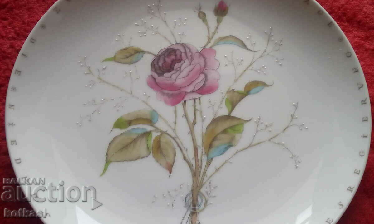 Veche farfurie de porțelan autor Furstenberg F trandafir - 5 Veche farfurie de porțelan autor Furstenberg F trandafir - 5