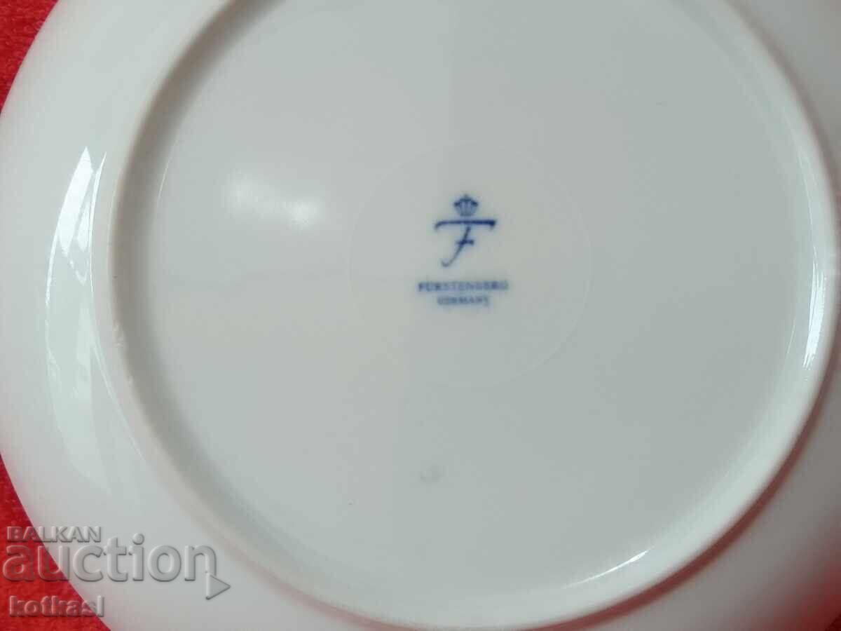 Old porcelain plate author Furstenberg F rose with price 55.00 BGN | € 28.12 Old porcelain plate author Furstenberg F rose with price 55.00 BGN | € 28.12