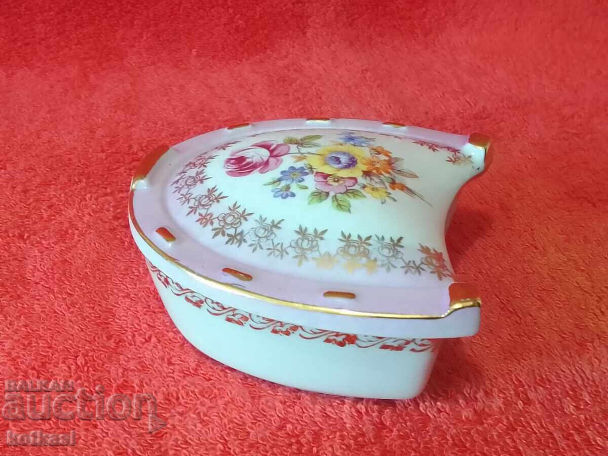 Old Dresden Horseshoe Shape Porcelain Jewelry Box - 5 Old Dresden Horseshoe Shape Porcelain Jewelry Box - 5