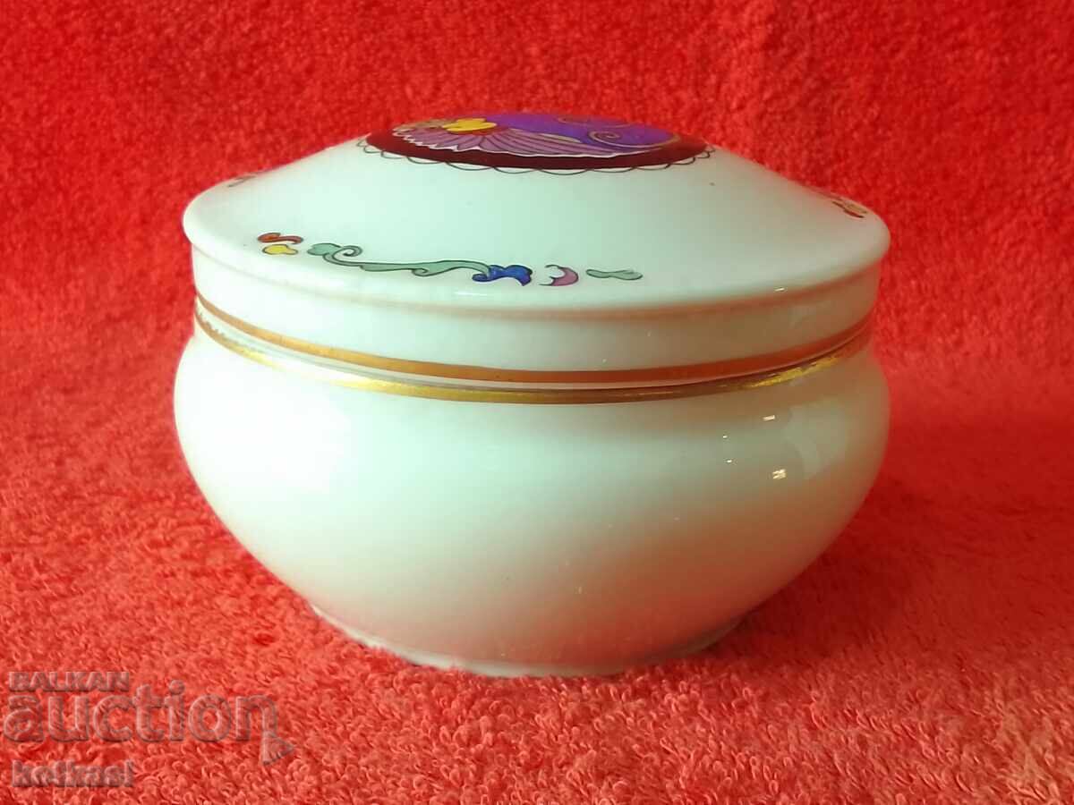 Old porcelain jewelry box KPM Berlin with price 95.50 BGN | € 48.83