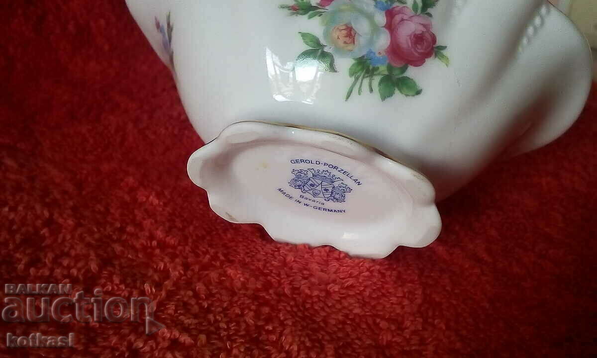 Licitație Coș vechi de porțelan aurit Gerold