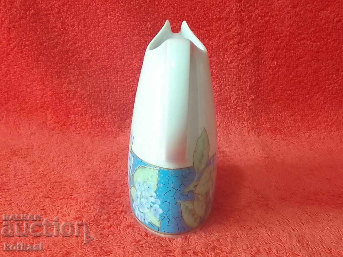 Аукцион Стара порцеланова каничка за мляко Graf von Henneberg TETTAU Аукцион Стара порцеланова каничка за мляко Graf von Henneberg TETTAU