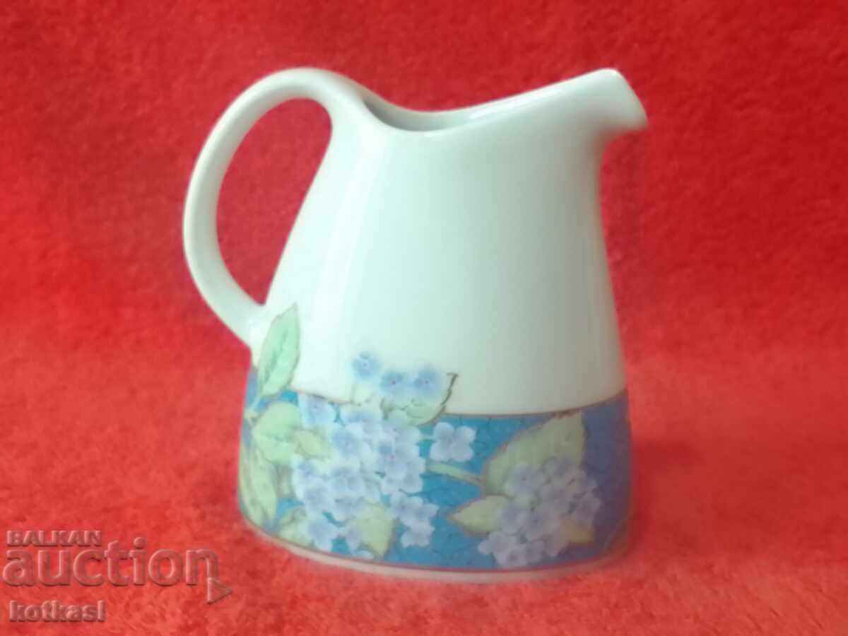 Доставка на Стара порцеланова каничка за мляко Graf von Henneberg TETTAU Доставка на Стара порцеланова каничка за мляко Graf von Henneberg TETTAU