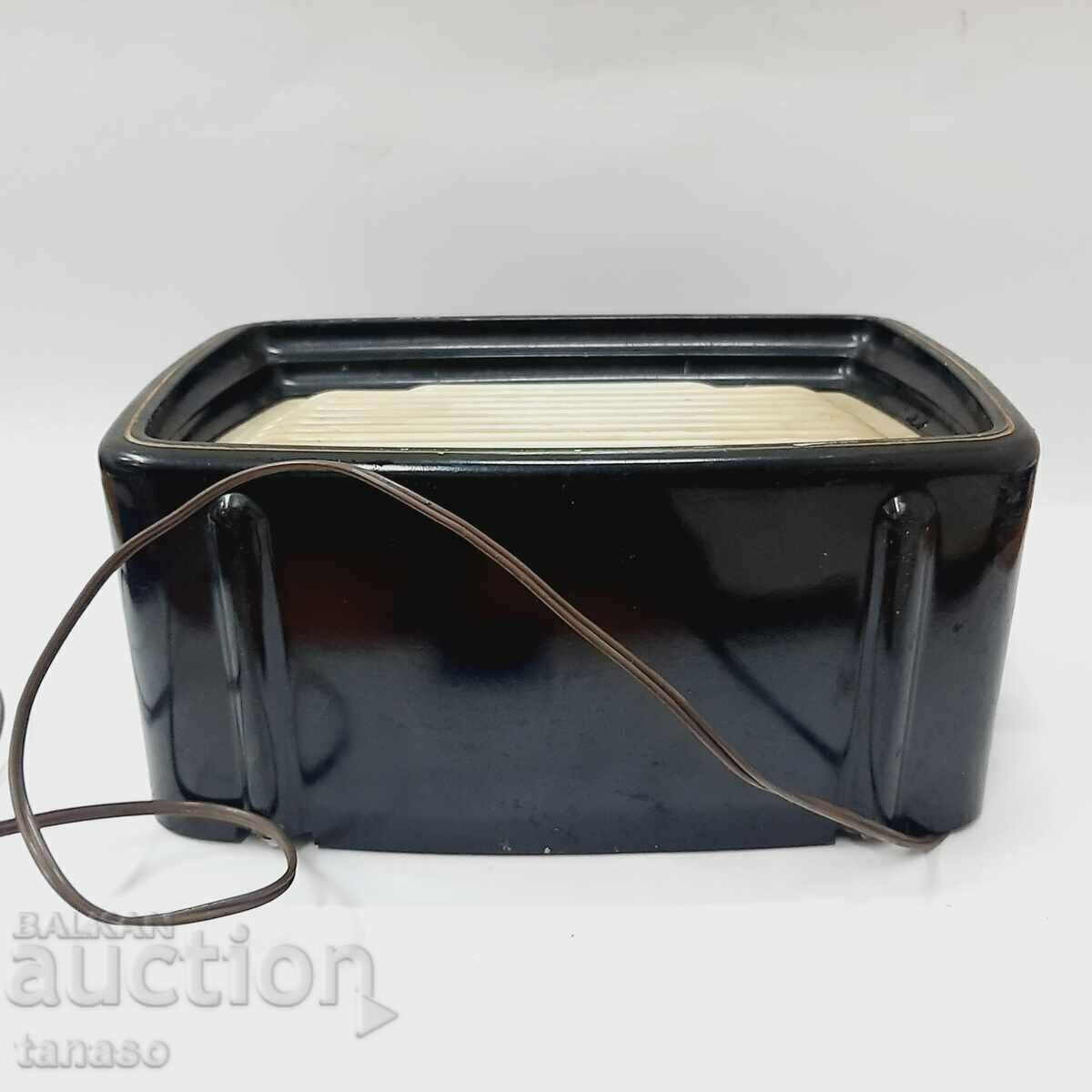 Old bakelite radio dot(5.5) - 5 Old bakelite radio dot(5.5) - 5