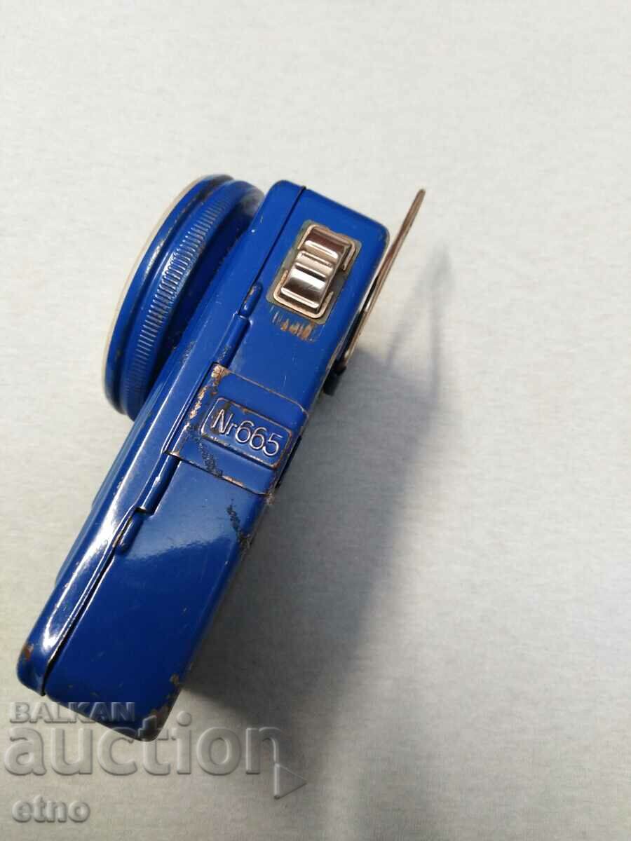 OLD GERMAN FLASHLIGHT-"VARTA" MODEL 665, floodlight, lantern with price 35.00 BGN | € 17.90 OLD GERMAN FLASHLIGHT-"VARTA" MODEL 665, floodlight, lantern with price 35.00 BGN | € 17.90