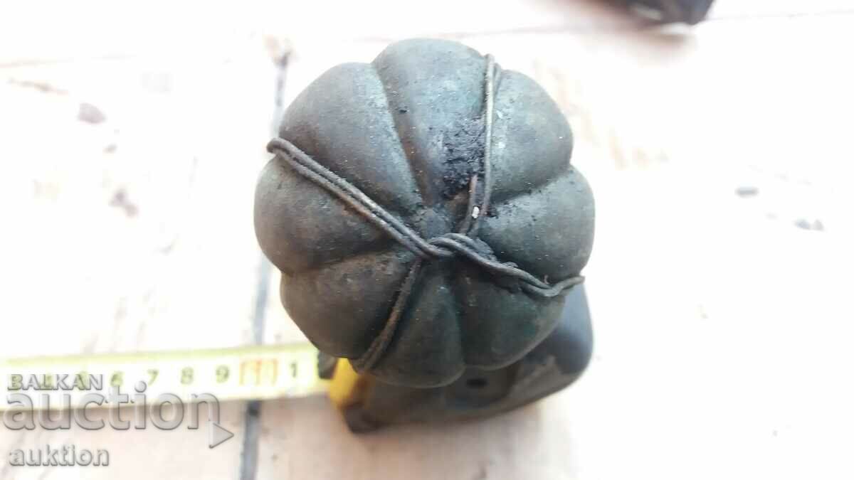 Delivery of OLD SOLID BRONZE BALL, APPLIQUE Delivery of OLD SOLID BRONZE BALL, APPLIQUE