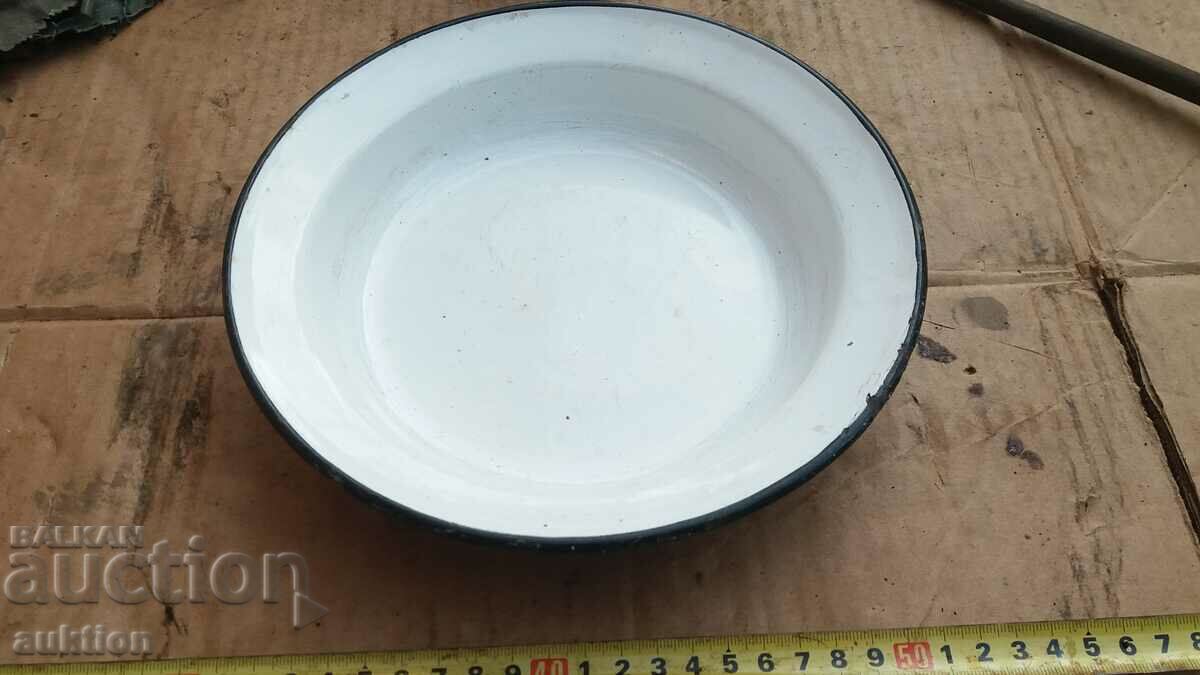 ЕМАЙЛИРАНА КУПА, ЧИНИЯ СОЦ. с цена 2.99 лв. | € 1.53 ЕМАЙЛИРАНА КУПА, ЧИНИЯ СОЦ. с цена 2.99 лв. | € 1.53