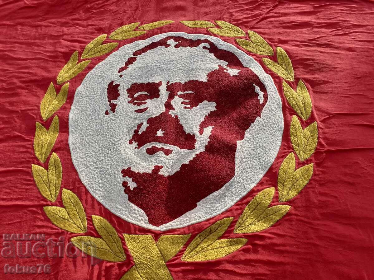 Delivery of Old silk embroidered social flag - DKMS - proletarians Delivery of Old silk embroidered social flag - DKMS - proletarians