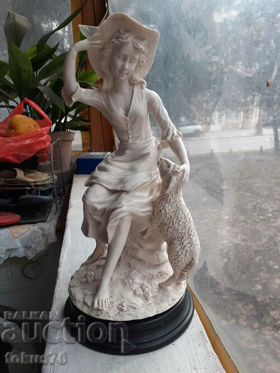 A great large statuette of marble dust - Mario Pegoraro with price 120.00 BGN | € 61.36 A great large statuette of marble dust - Mario Pegoraro with price 120.00 BGN | € 61.36