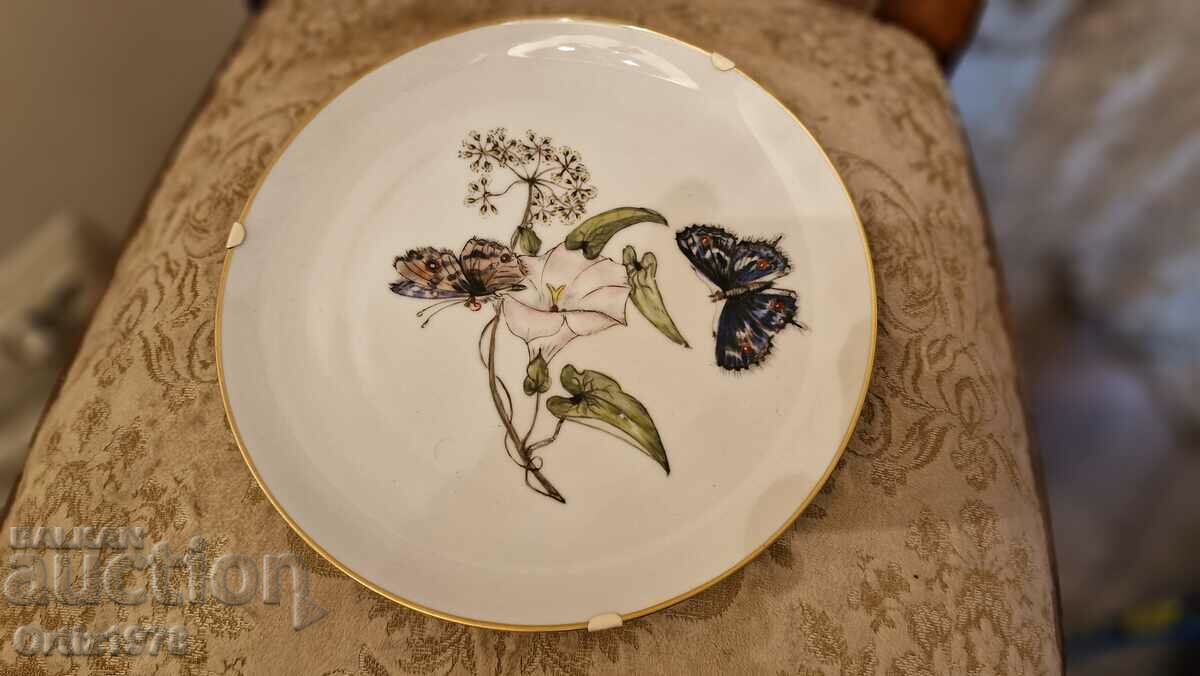 Arzberg, Author's Wall Plate, 1960 Signed. with price 68.00 BGN | € 34.77 Arzberg, Author's Wall Plate, 1960 Signed. with price 68.00 BGN | € 34.77