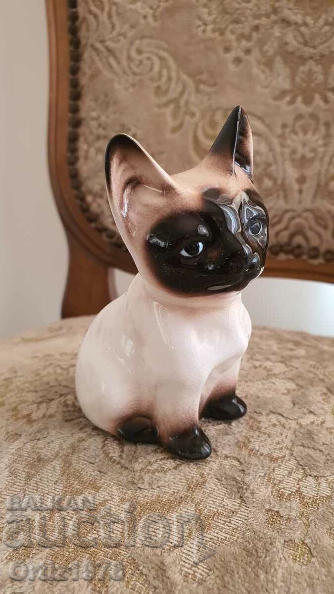 Old Porcelain Siamese kitten, excellent.
