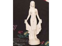 Винтидж еротична скулптура на жена