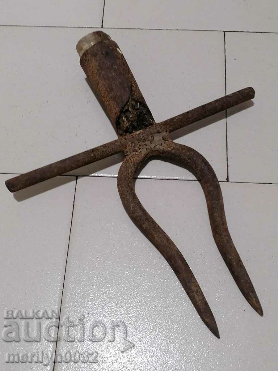 Auction Binoculars, sugar beet picker, wrought iron Auction Binoculars, sugar beet picker, wrought iron