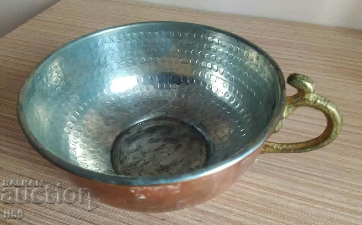 Auction Large cup - wrought copper Auction Large cup - wrought copper