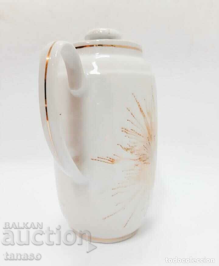 Beautiful white porcelain jug, teapot(7.2) with price 35.00 BGN | € 17.90