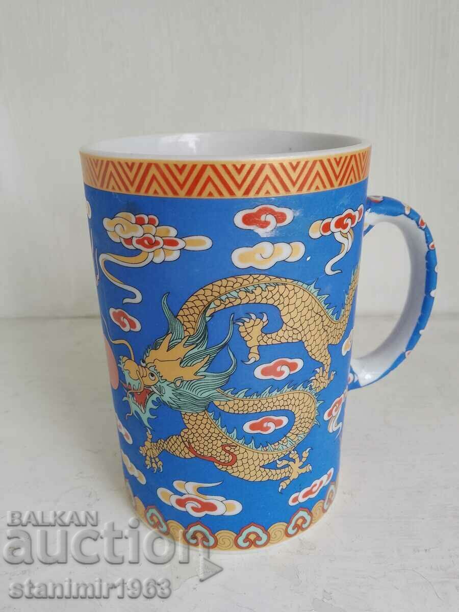 Колекционерска, японска чаша с дракон