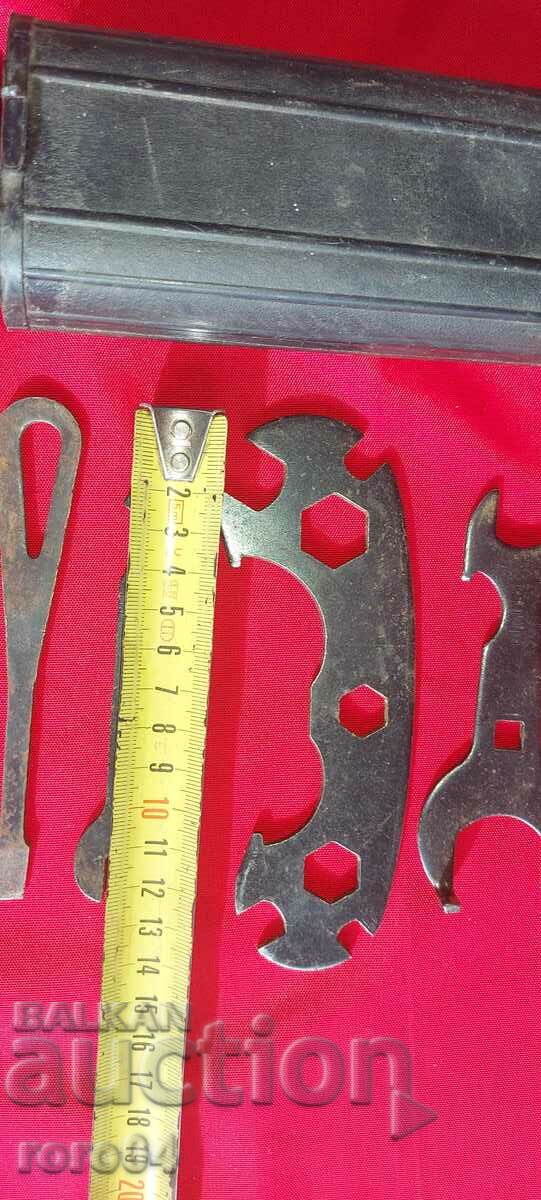 Delivery of BALKAN - BAG - TOOLS Delivery of BALKAN - BAG - TOOLS