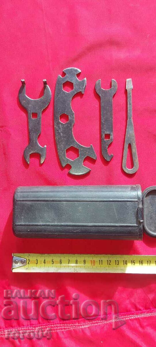 BALKAN - BAG - TOOLS