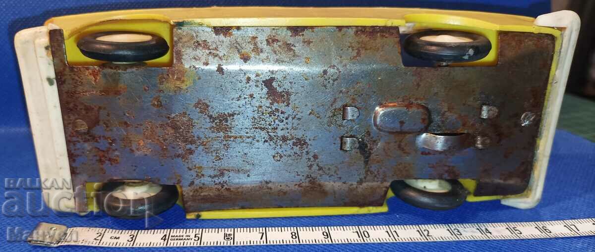 Old model of "Moskvich" 408 - People's Militia. - 6 Old model of "Moskvich" 408 - People's Militia. - 6