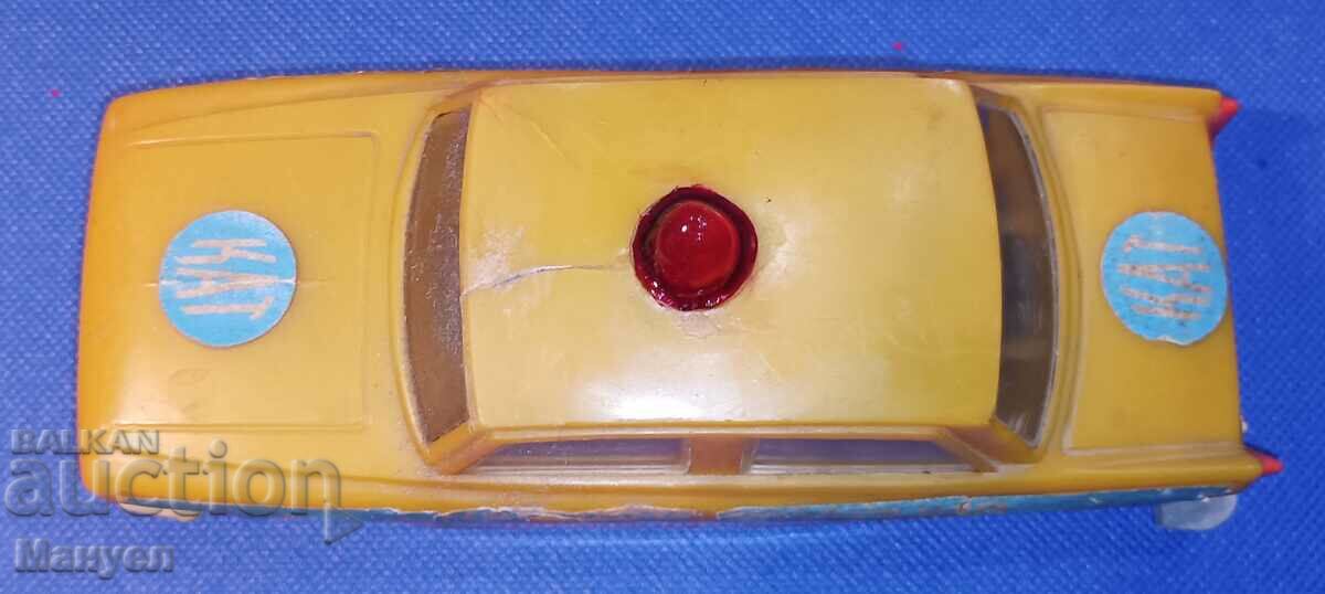 Old model of "Moskvich" 408 - People's Militia. - 5 Old model of "Moskvich" 408 - People's Militia. - 5