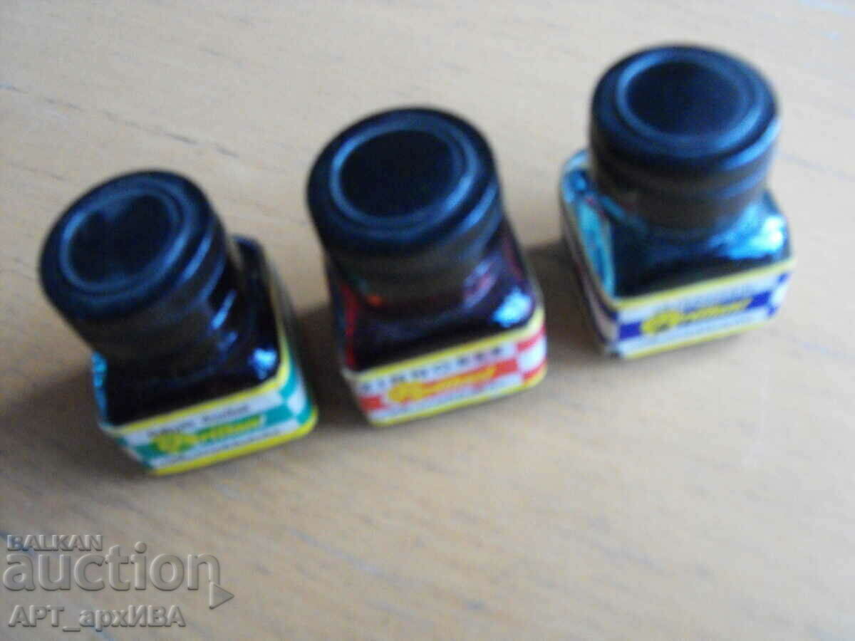 Colored ink for drawing, BRILLIANT. with price 7.50 BGN | € 3.83 Colored ink for drawing, BRILLIANT. with price 7.50 BGN | € 3.83