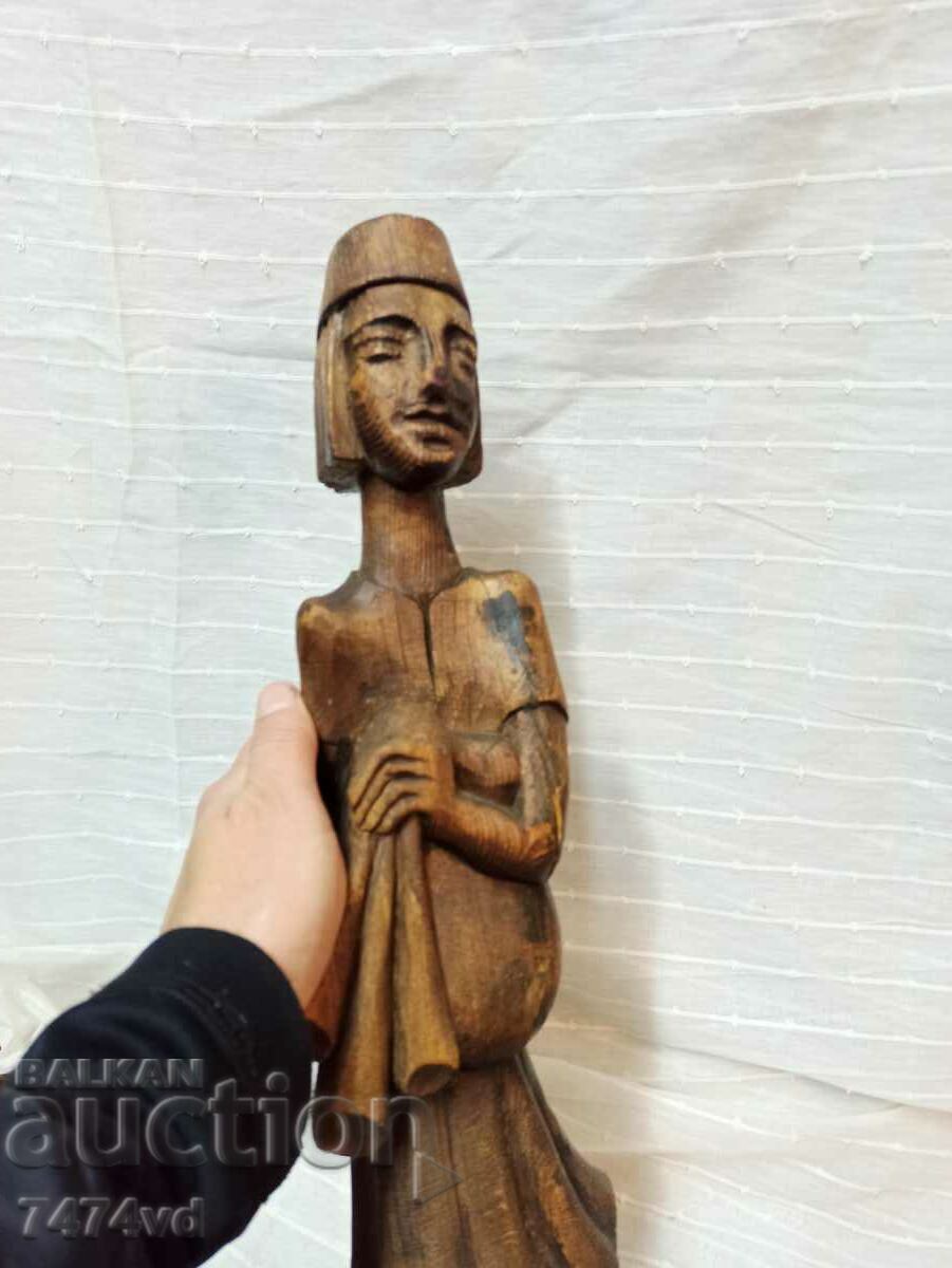 INTERESTING WOODEN FIGURE OF A MUSICIAN with price 50.00 BGN | € 25.56 INTERESTING WOODEN FIGURE OF A MUSICIAN with price 50.00 BGN | € 25.56