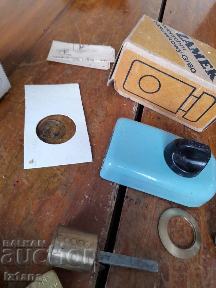 Παράδοση Παλιά πρόσθετη κλειδαριά, μάνδαλο Zamek Παράδοση Παλιά πρόσθετη κλειδαριά, μάνδαλο Zamek