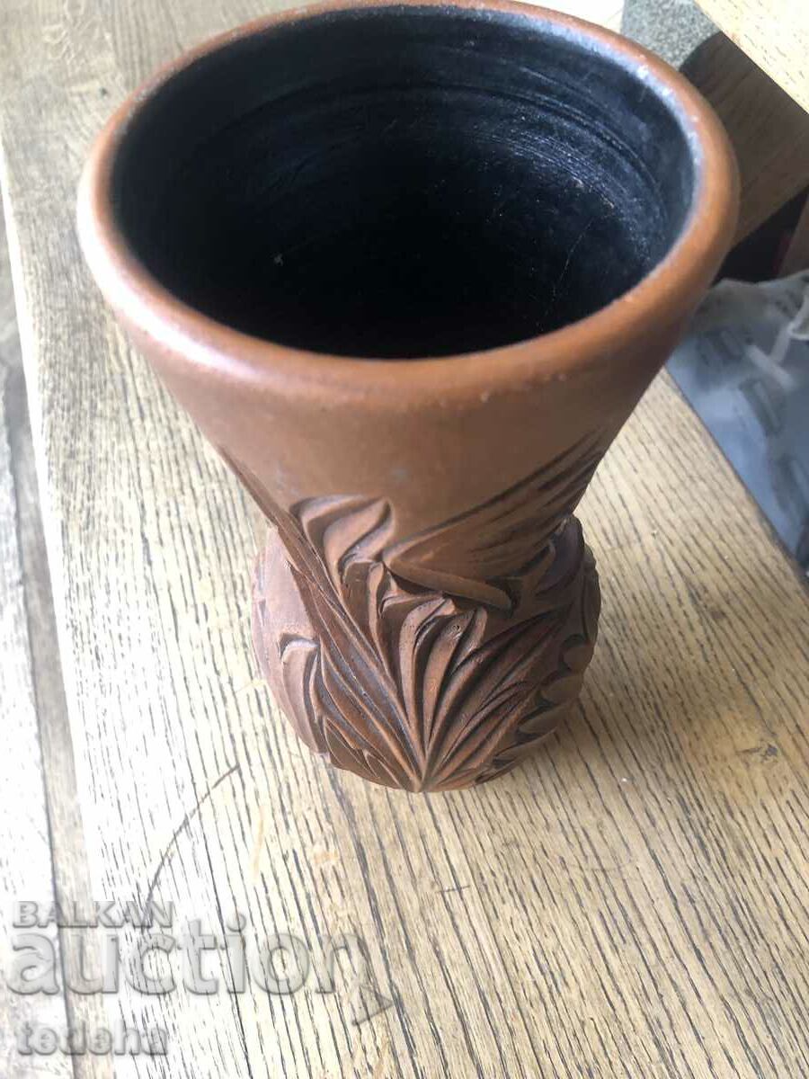 Auction CERAMIC VASE UNIQUE - PERFECT Auction CERAMIC VASE UNIQUE - PERFECT